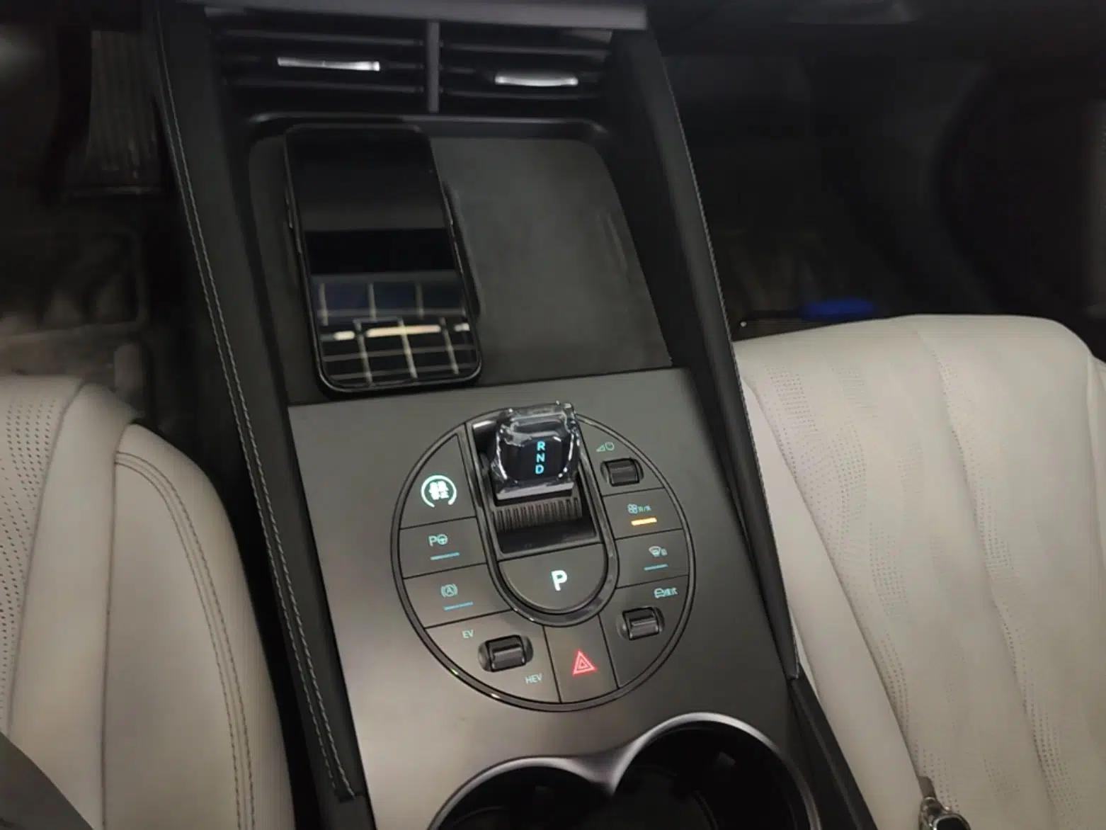 BYD Seal 06 New Energy 2025 DM-i Smart Drive 120KM Deluxe Model — миниатюра 16