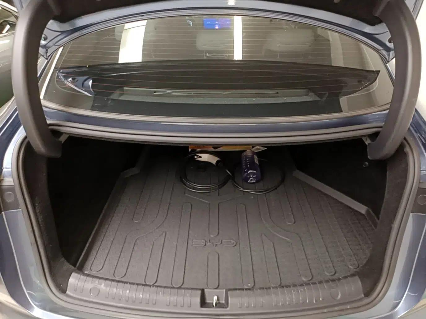 BYD Seal 06 New Energy 2024 DM-i 80KM Prestige Model — миниатюра 28
