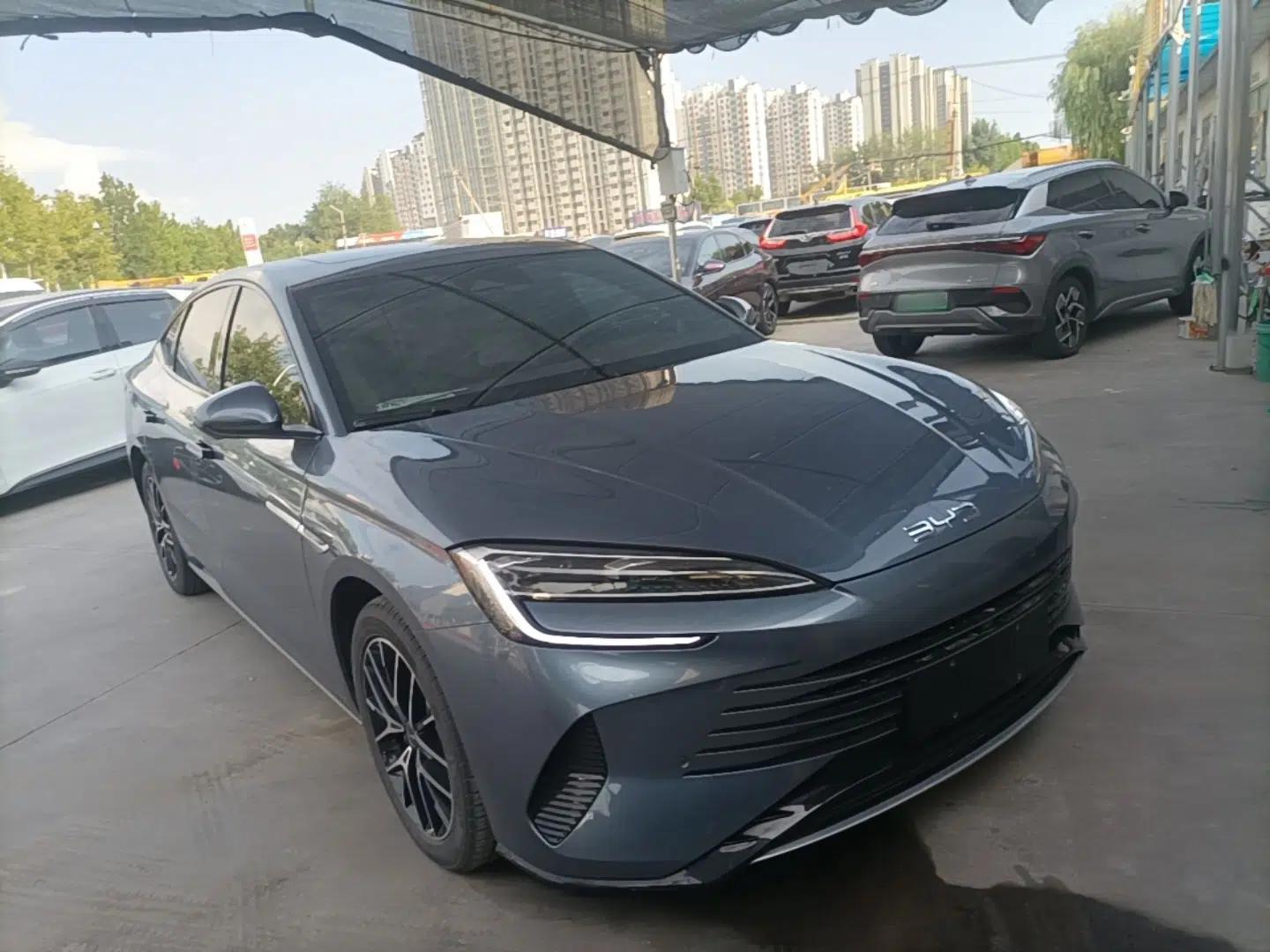 BYD Seal 2023 DM-i 1.5T 121km Prestige Model — миниатюра 3
