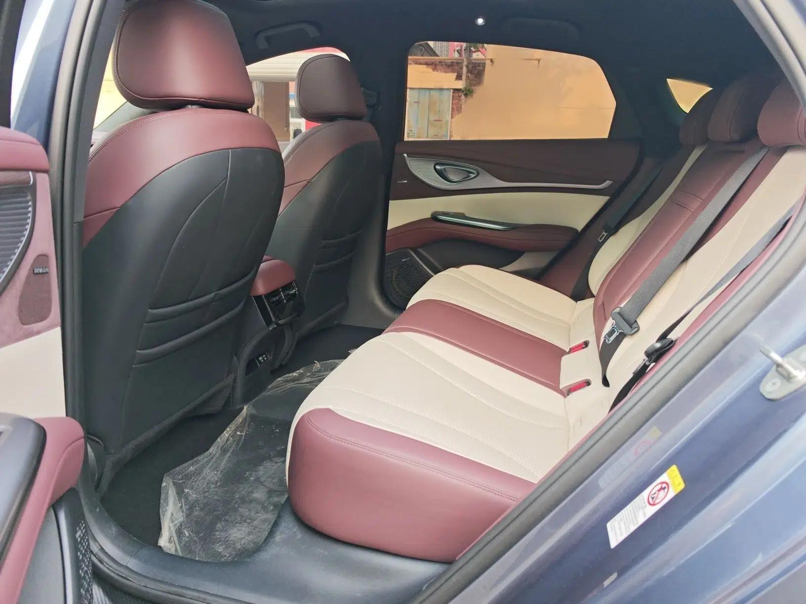 BYD Seal 2023 DM-i 1.5T 121km Prestige Model — миниатюра 30