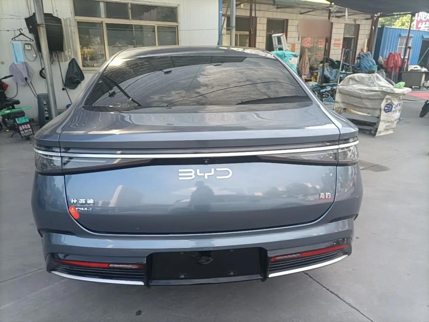 BYD Seal 2023 DM-i 1.5T 121km Prestige Model — миниатюра 5