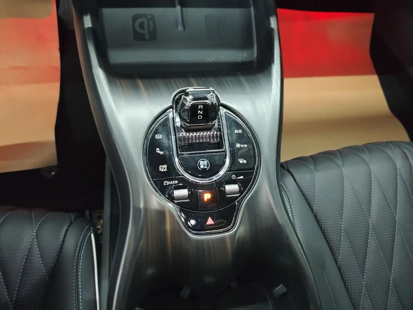 BYD Seal 2022 700 km Long-Range Rear-Wheel-Drive Version — миниатюра 21