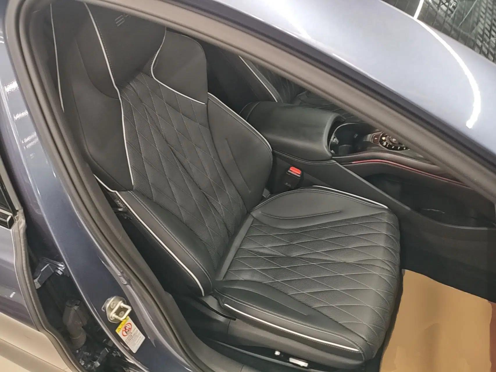 BYD Seal 2022 700 km Long-Range Rear-Wheel-Drive Version — миниатюра 24