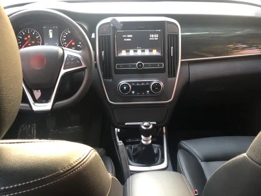 BYD Song MAX 2017 1.5T Manual Smart Connect Luxury 7-Seater — миниатюра 16