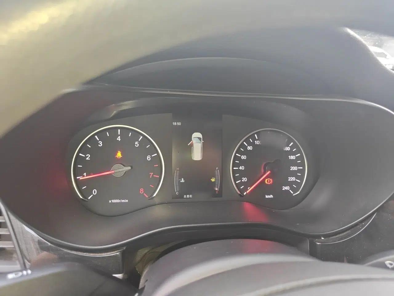 BYD Song MAX 2017 1.5T Manual Smart Connect Luxury 7-Seater — миниатюра 8