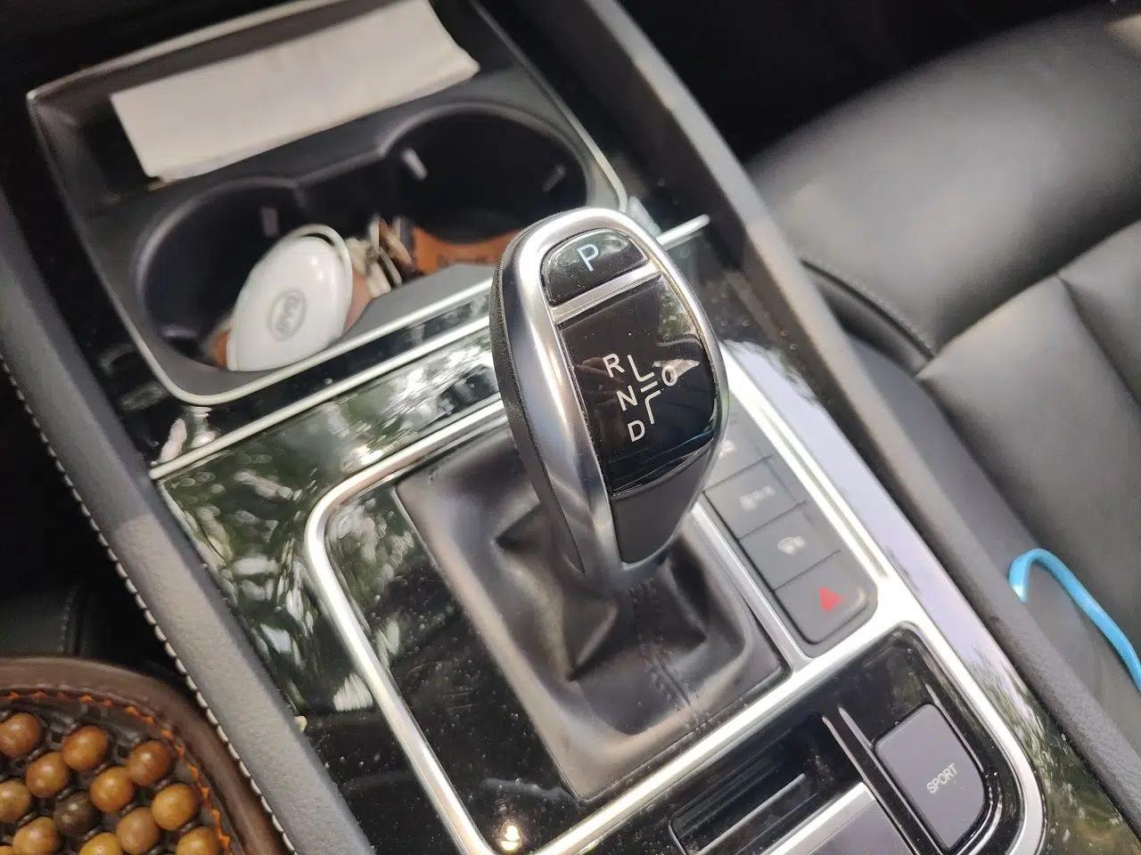 BYD Song MAX 2019 1.5T Automatic Smart Connect Ruiyi Sunroof Version 6 Seats China VI Standard — миниатюра 14