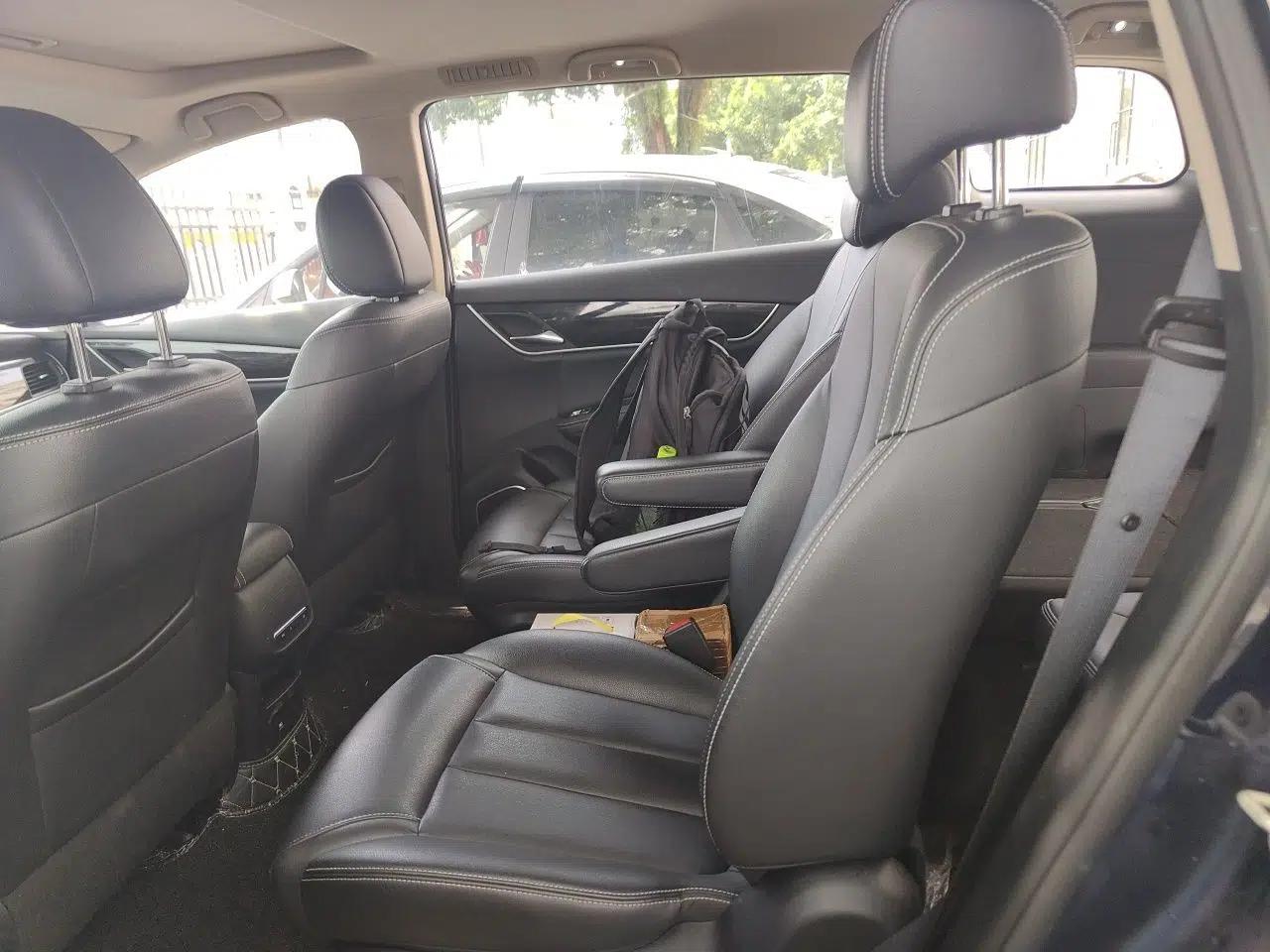BYD Song MAX 2019 1.5T Automatic Smart Connect Ruiyi Sunroof Version 6 Seats China VI Standard — миниатюра 17