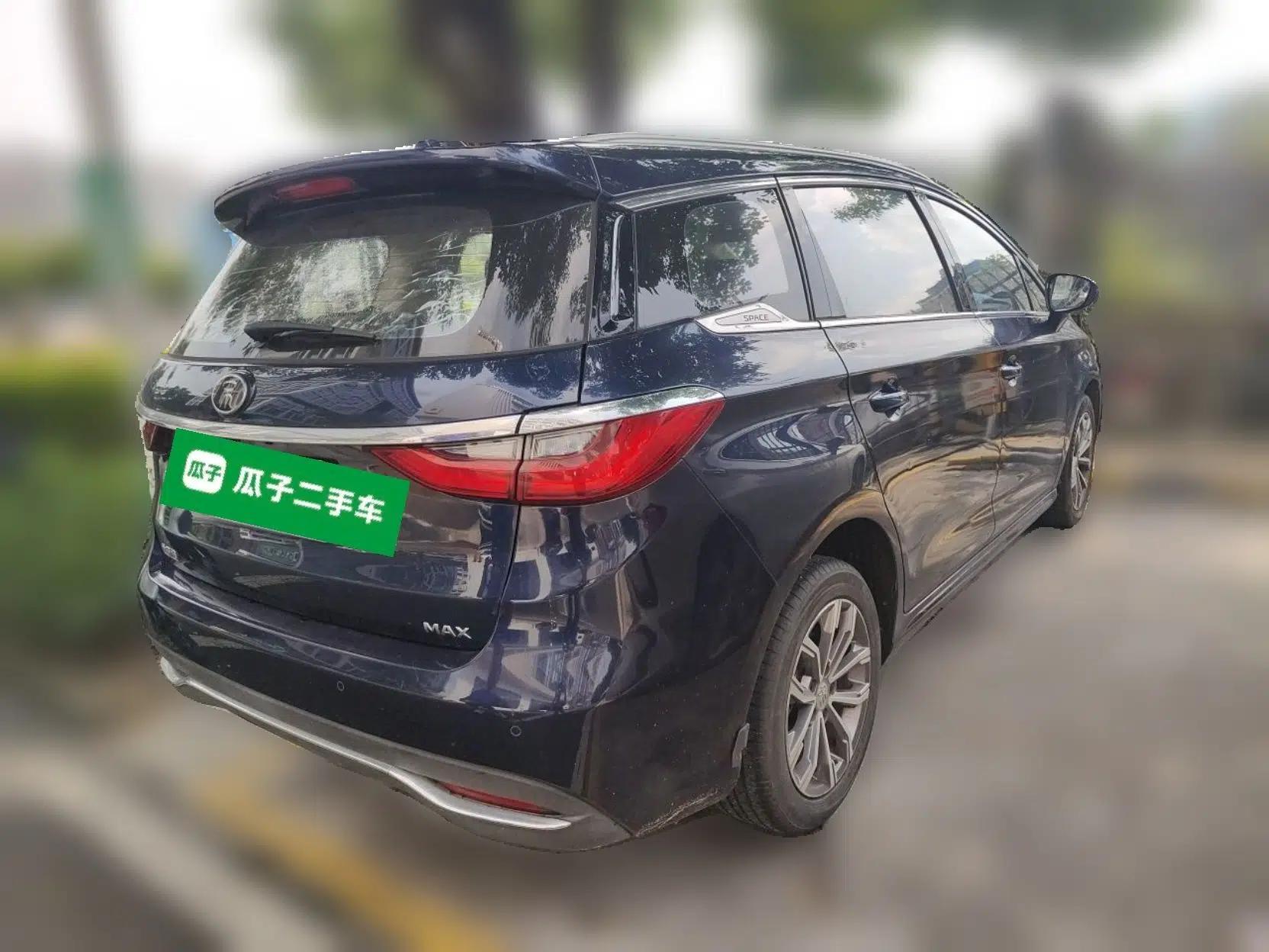 BYD Song MAX 2019 1.5T Automatic Smart Connect Ruiyi Sunroof Version 6 Seats China VI Standard — миниатюра 6