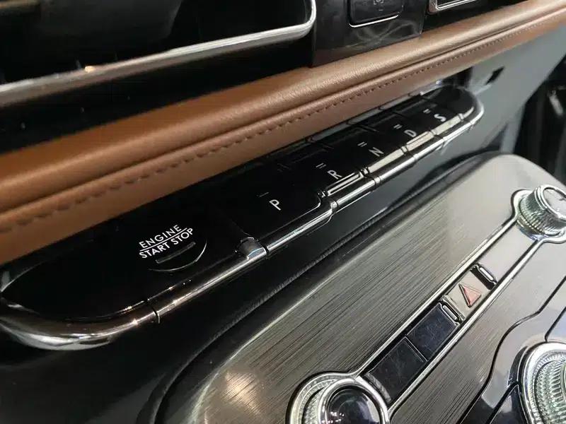 Navigator 2021 2.7T AWD Premium Edition — миниатюра 17