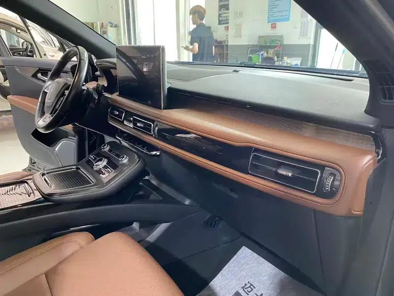 Navigator 2021 2.7T AWD Premium Edition — миниатюра 19