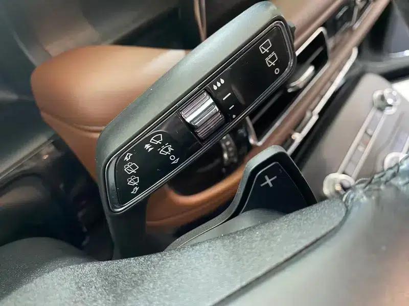 Navigator 2021 2.7T AWD Premium Edition — миниатюра 20