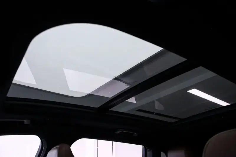 Navigator 2021 2.0T AWD Premium Edition — миниатюра 15