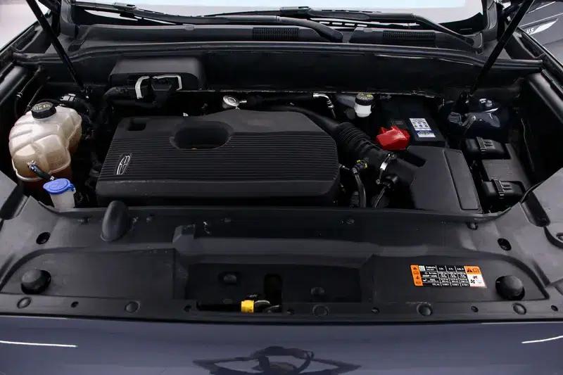 Navigator 2021 2.0T AWD Premium Edition — миниатюра 5