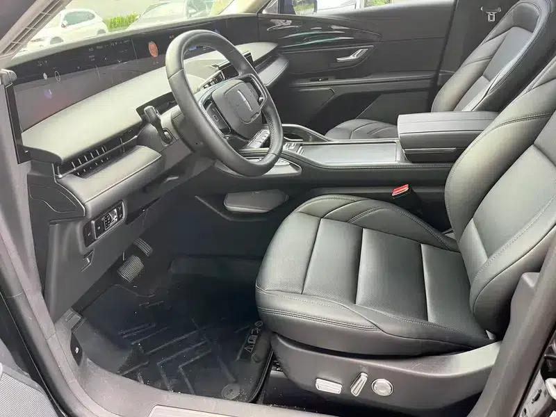 Navigator 2026 2.0T Two-Wheel Drive - Set Sail — миниатюра 9