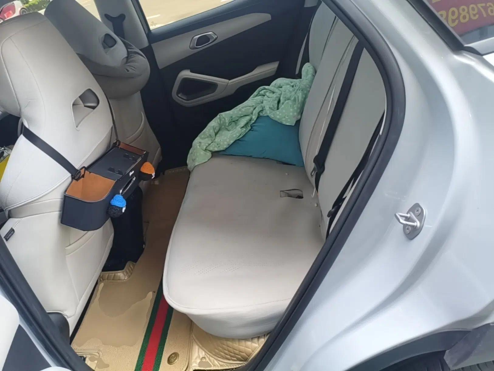 BYD Yuan UP 2025 Intelligent Driving Version 401 km Beyond-Range Edition — миниатюра 20