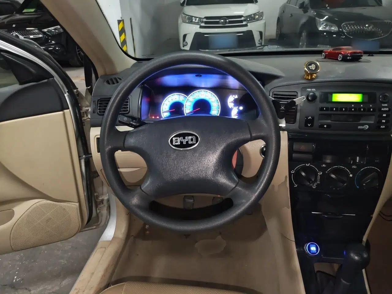 BYD F3 2013 Energy-Efficient Model 1.5L Manual Comfort Version — миниатюра 10