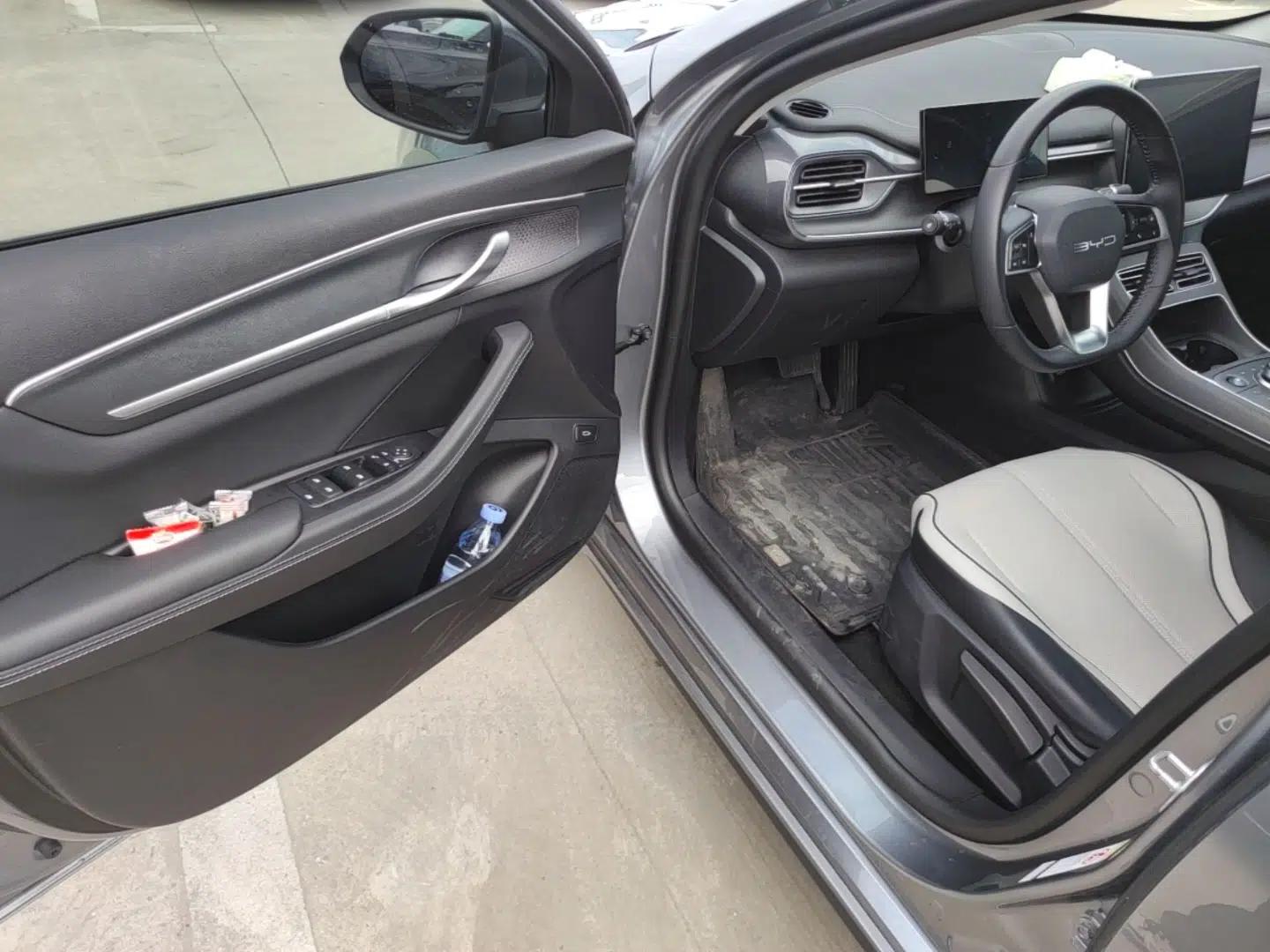 BYD Destroyer 05 2024 Honor Edition DM-i 120KM Luxury Model — миниатюра 18