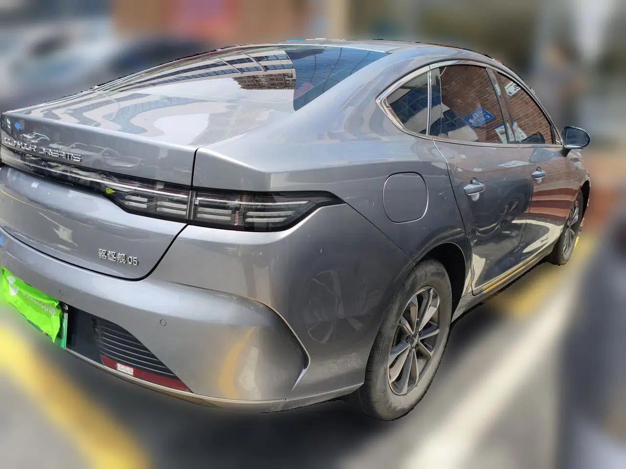 BYD Destroyer 05 2023 Champion Edition DM-i 55KM Luxury Model — миниатюра 6