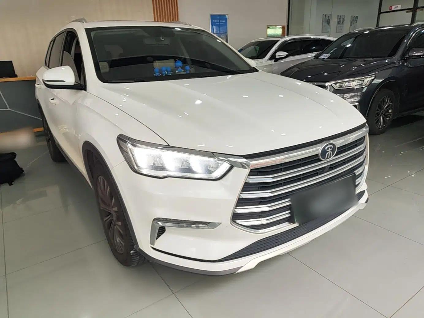 BYD Song Pro New Energy 2019 DM 1.5T Four-Wheel Drive Performance Edition Deluxe Model — миниатюра 3