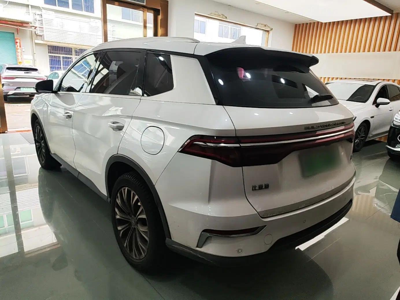 BYD Song Pro New Energy 2019 DM 1.5T Four-Wheel Drive Performance Edition Deluxe Model — миниатюра 4