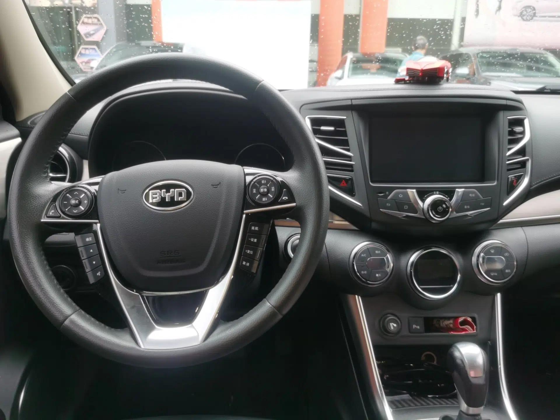 BYD Song 2016 2.0TID Automatic Luxury Edition — миниатюра 9