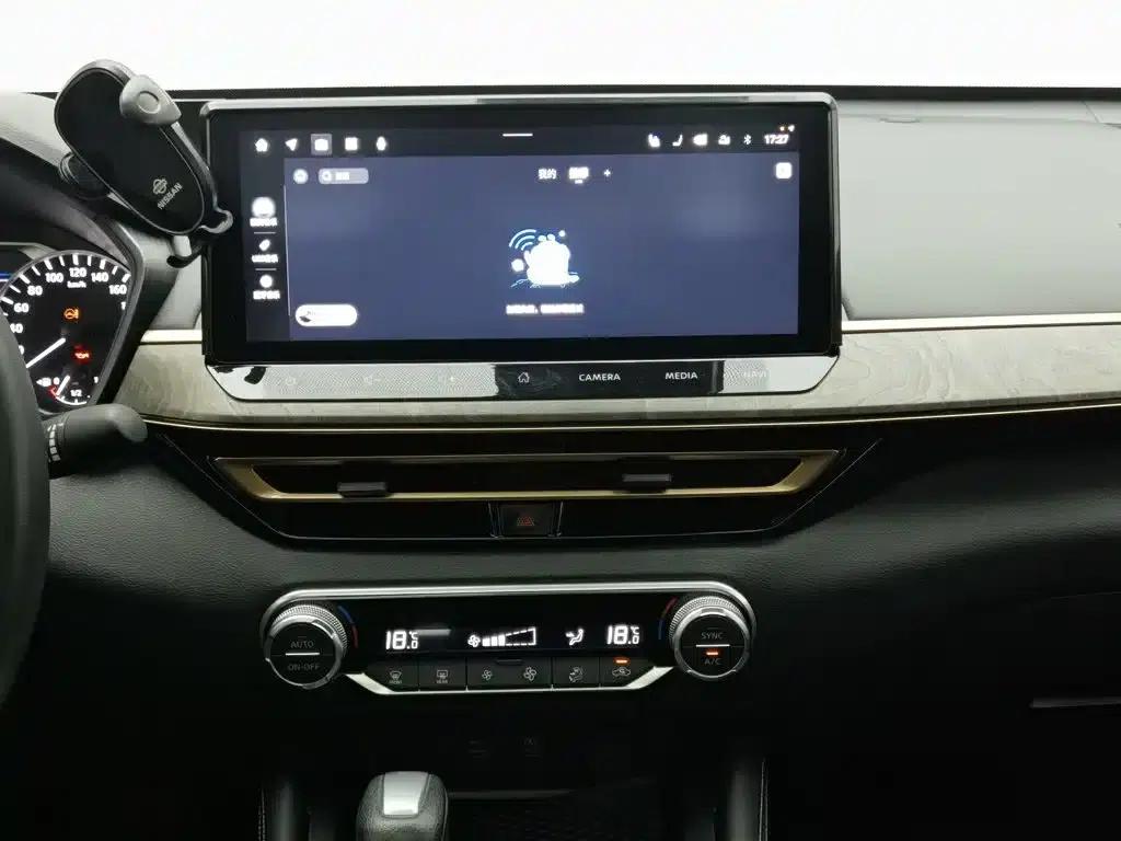 Teana 2024 2.0L SV Black Gold Edition — миниатюра 12