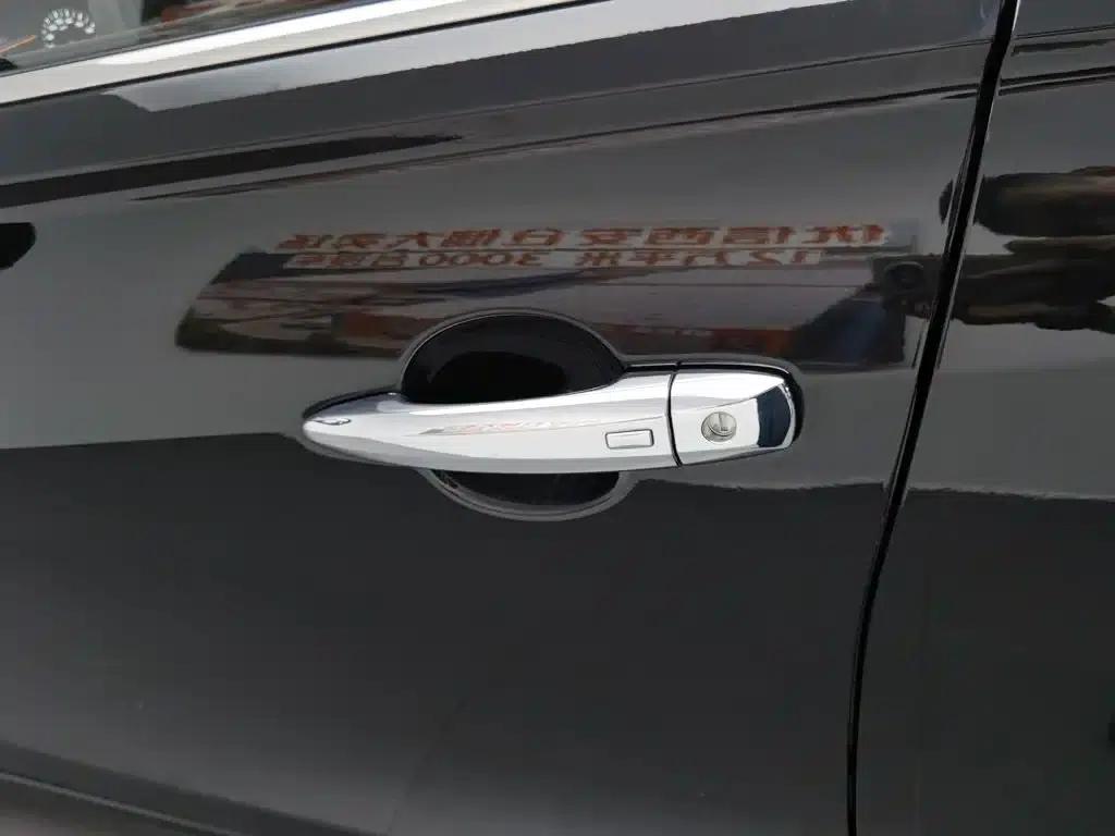 Teana 2024 2.0L SV Black Gold Edition — миниатюра 18