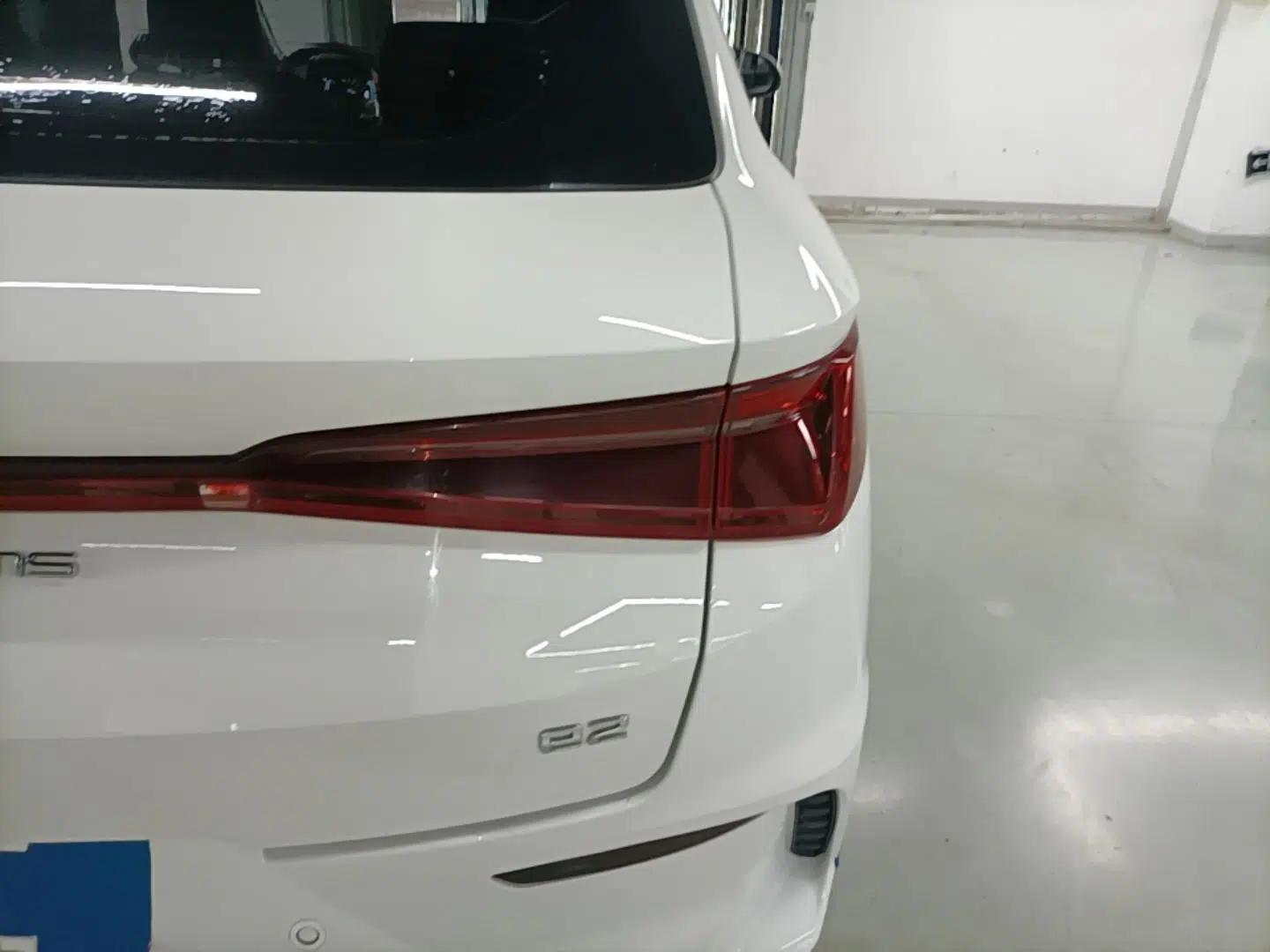 BYD e2 2021 Luxury Model — миниатюра 9