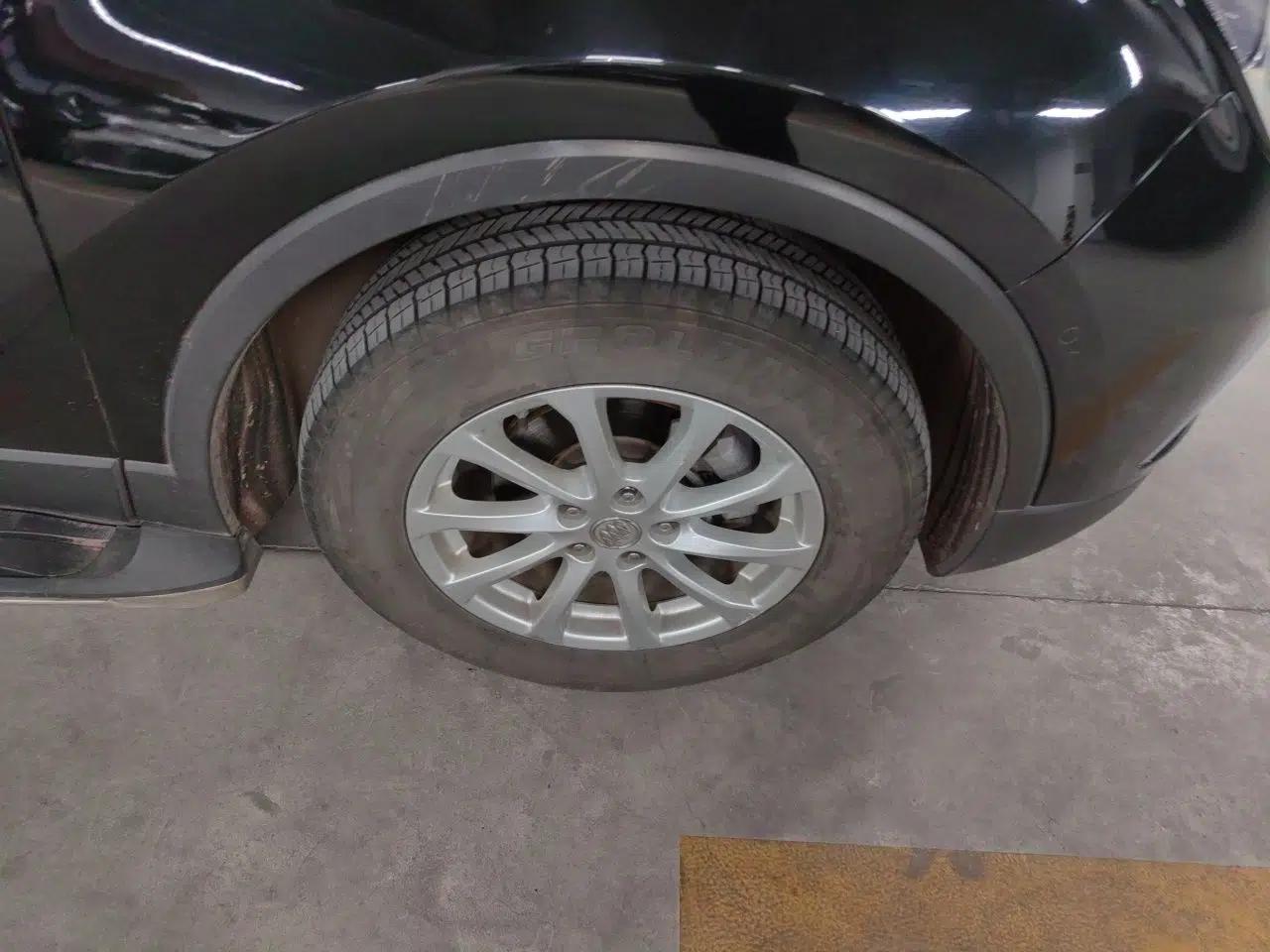 Buick Envision 2015 20T Four-Wheel Drive Luxury Model — миниатюра 8
