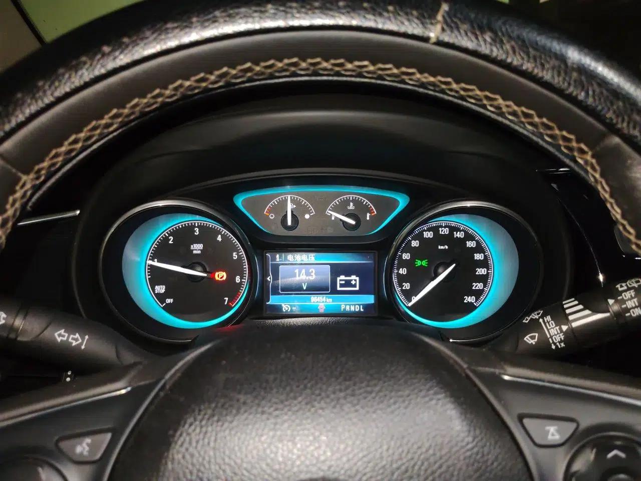 Buick Envision 2016 20T Two-Wheel-Drive Elite Model — миниатюра 11