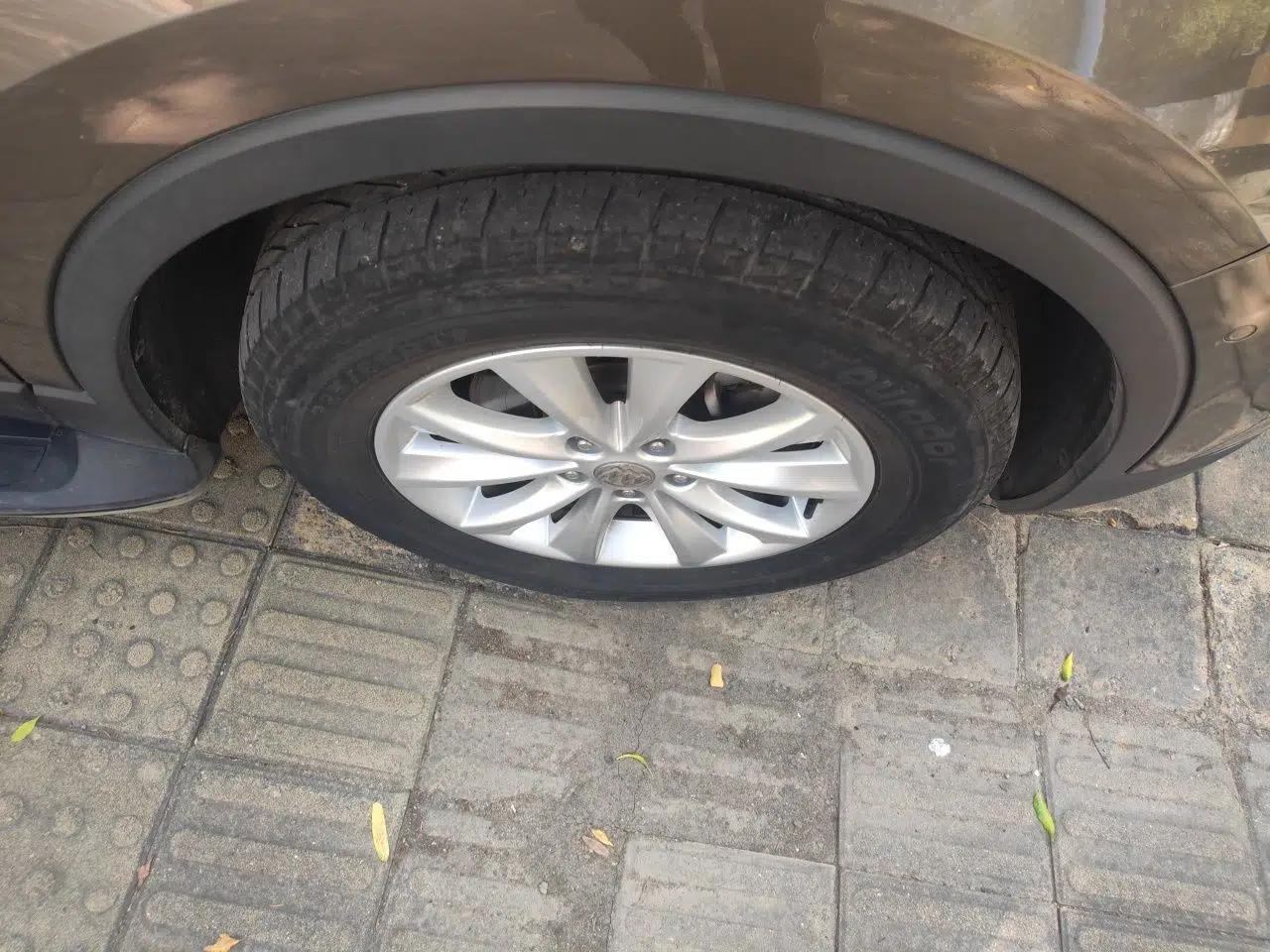 Buick Envision 2014 28T Four-Wheel Drive Luxury Model — миниатюра 8