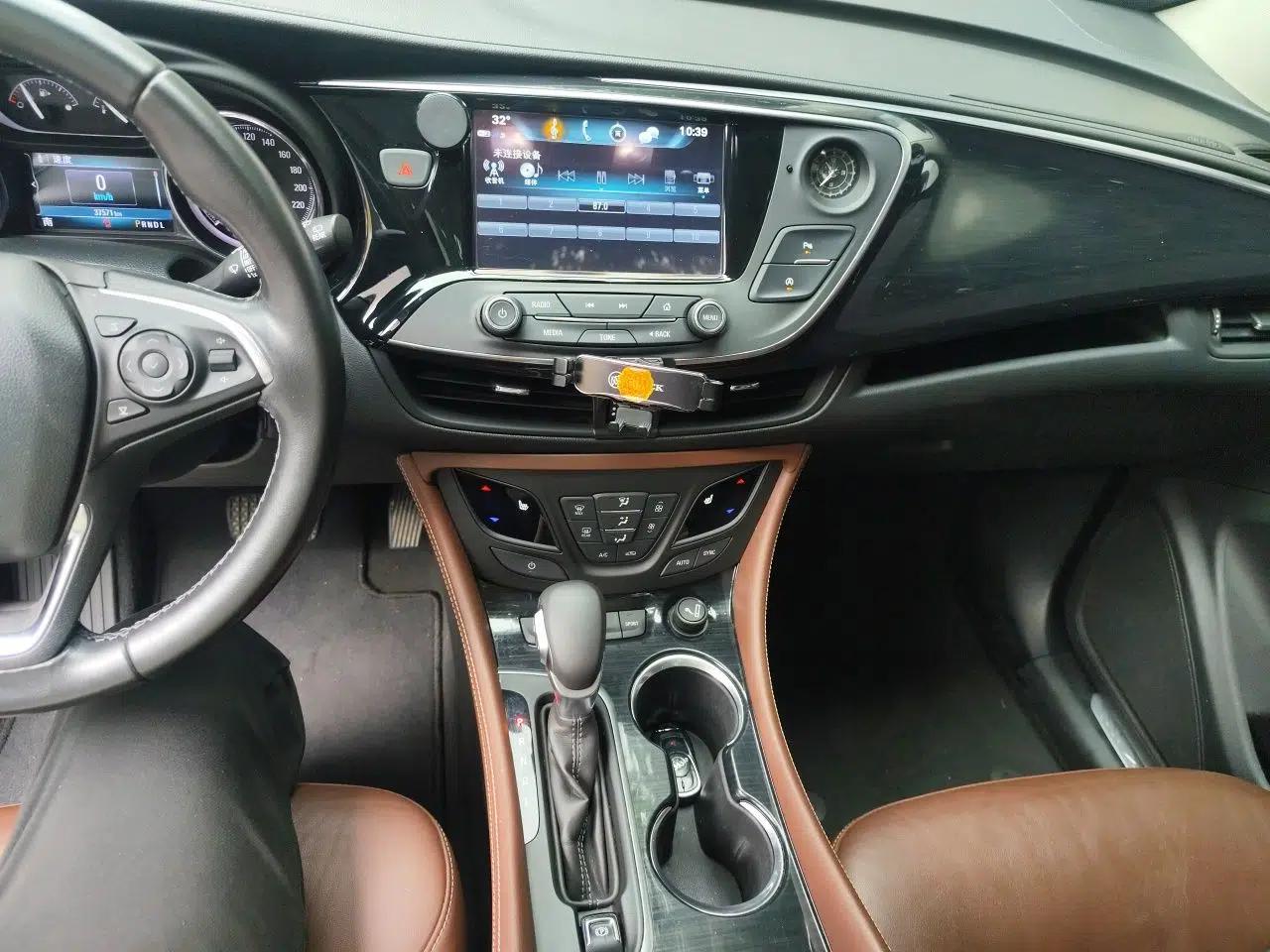 Buick Envision 2018 28T Four-Wheel Drive Elite Version — миниатюра 13