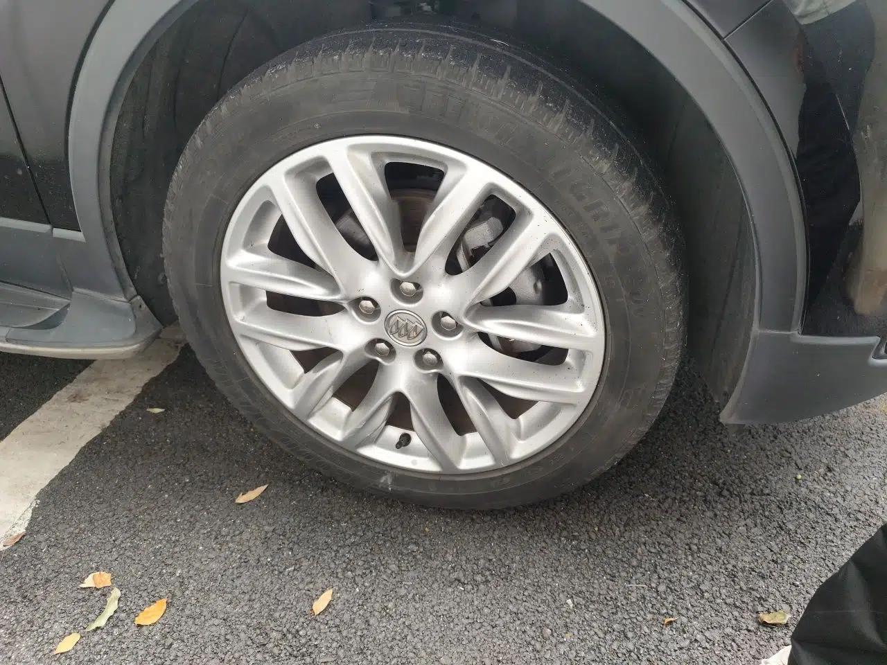 Buick Envision 2018 28T Four-Wheel Drive Elite Version — миниатюра 8