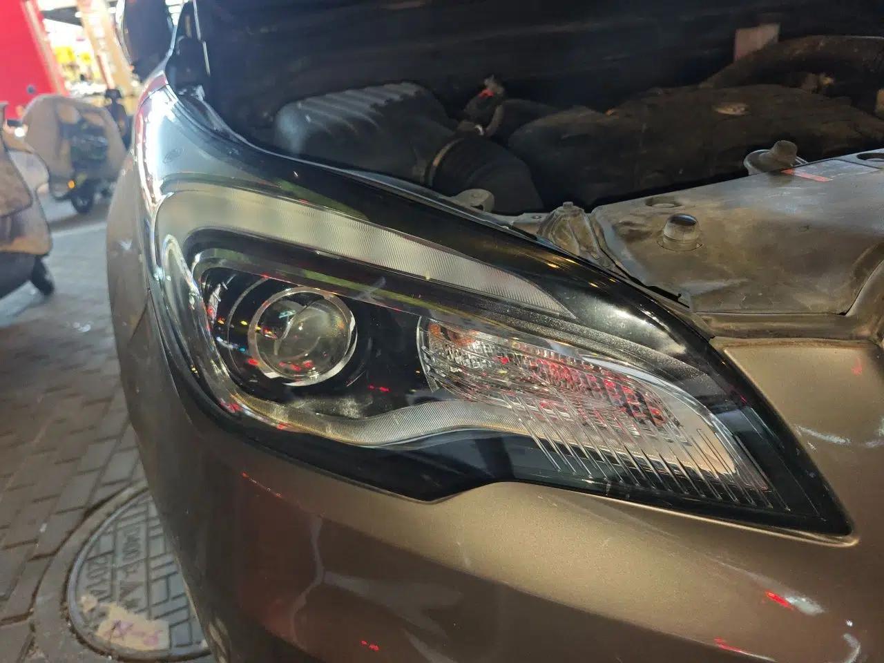 Buick Envision 2017 20T Two-Wheel Drive Elite Version — миниатюра 7