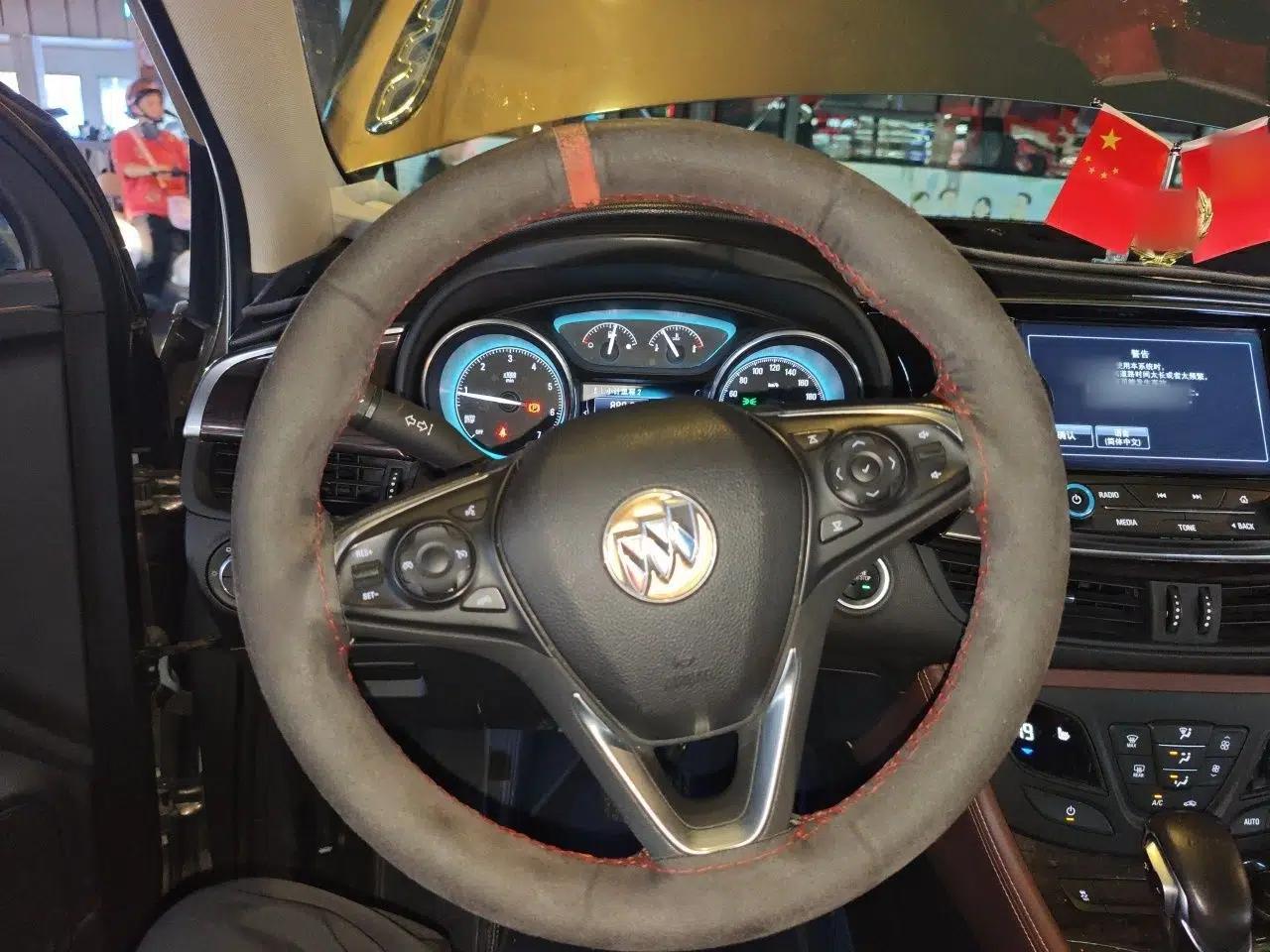 Buick Envision 2017 20T Two-Wheel Drive Elite Version — миниатюра 10