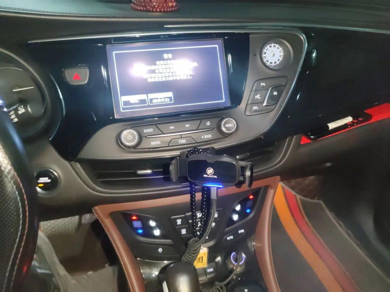 Buick Envision 2019 28T 4x4 Luxury Model China VI Standard — миниатюра 13