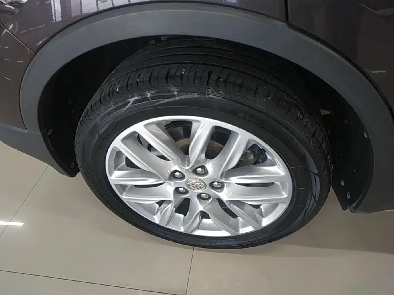 Buick Envision 2018 28T Four-Wheel Drive Elite Version — миниатюра 11