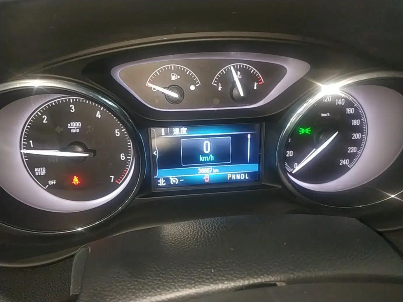 Buick Envision 2018 28T Four-Wheel Drive Elite Version — миниатюра 14