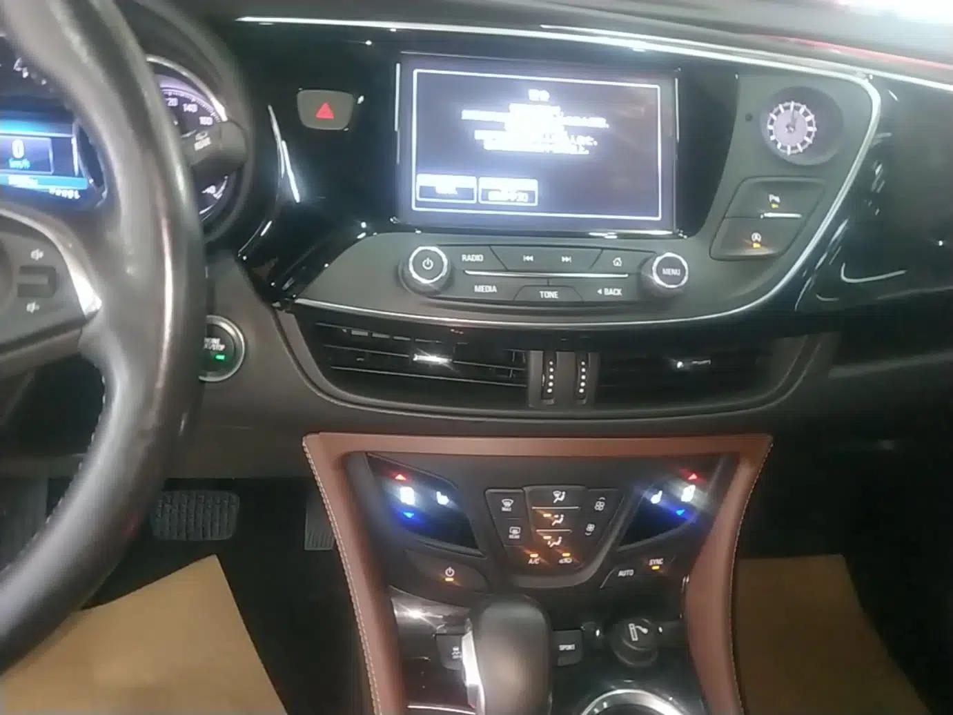 Buick Envision 2018 28T Four-Wheel Drive Elite Version — миниатюра 15