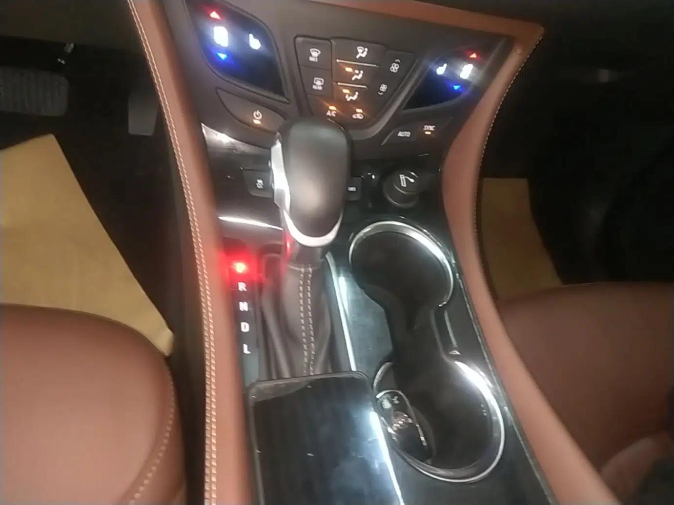Buick Envision 2018 28T Four-Wheel Drive Elite Version — миниатюра 16
