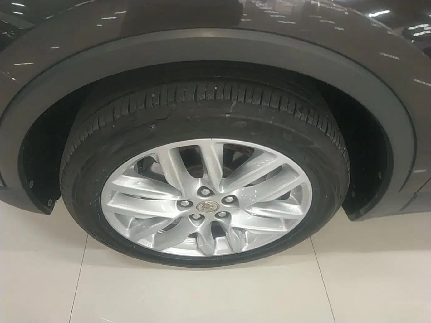 Buick Envision 2018 28T Four-Wheel Drive Elite Version — миниатюра 10