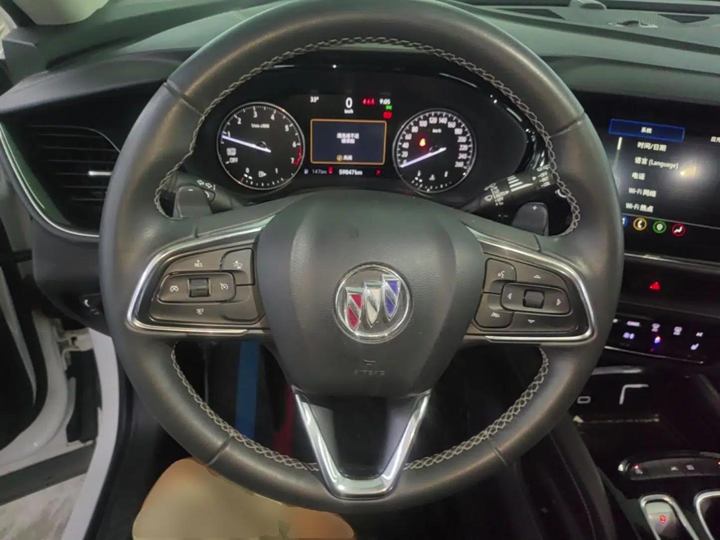 Buick Envision 2022 Encore S 652T Two-Wheel-Drive Luxury Model — миниатюра 13