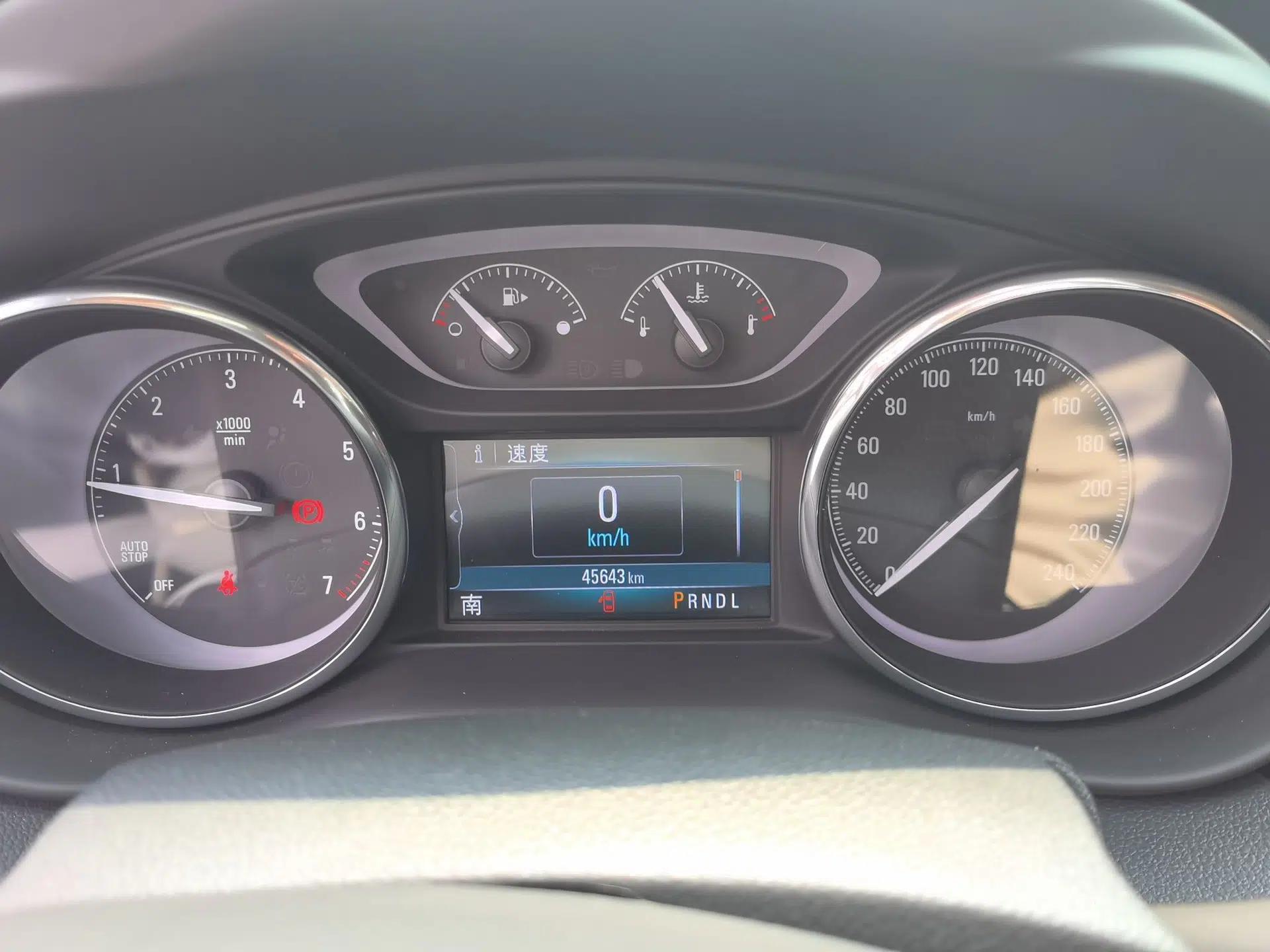Buick Envision 2021 532T Two-Wheel-Drive Luxury Version — миниатюра 11