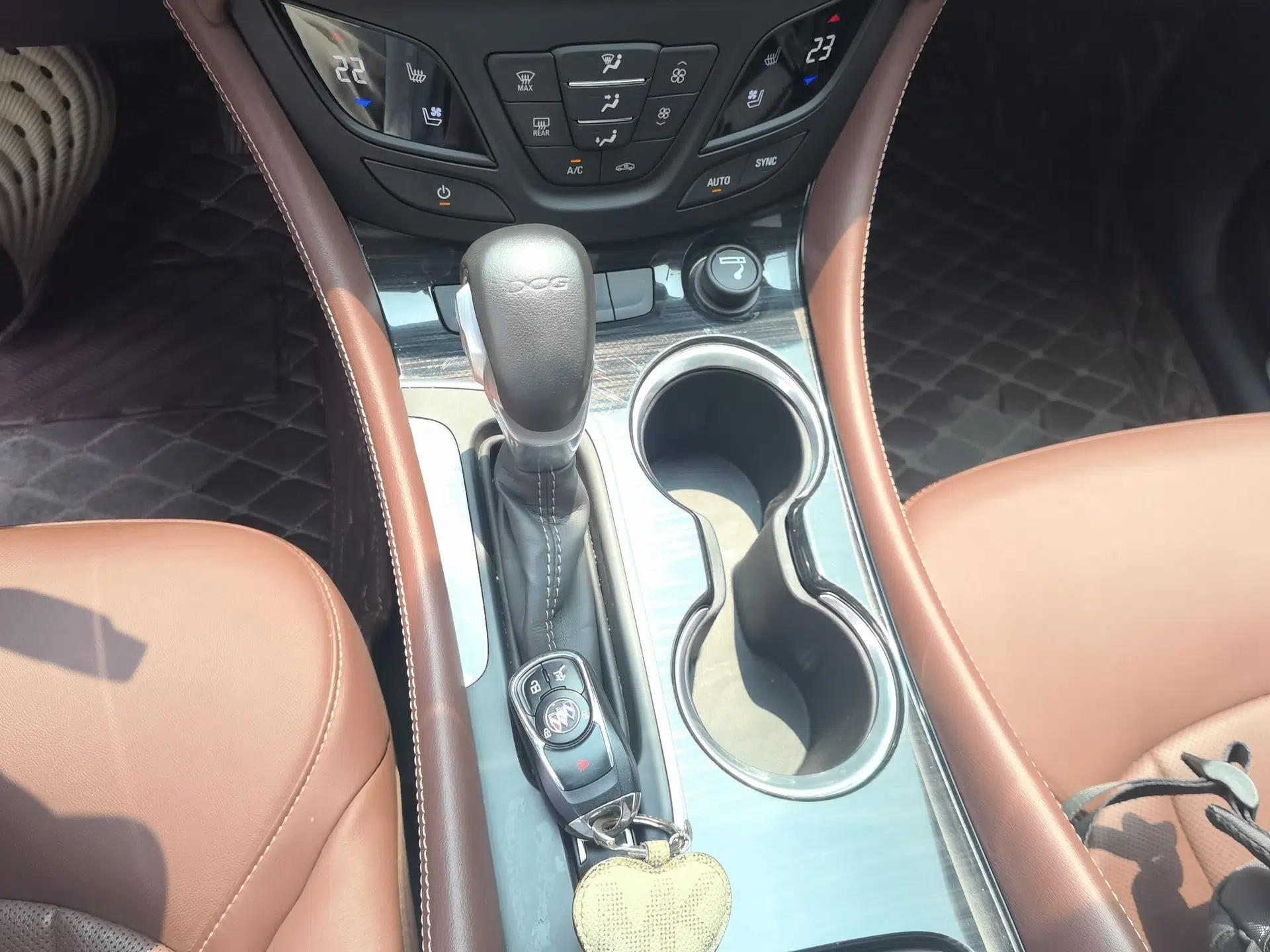 Buick Envision 2021 532T Two-Wheel-Drive Luxury Version — миниатюра 14