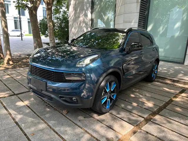 Lynk & Co 01 2017 2.0T 2WD Pro Edition