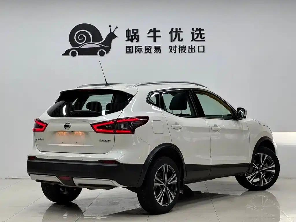 Nissan Qashqai 2022 2.0L CVT XV Prem.Pro Luxury Navigation Edition — миниатюра 6