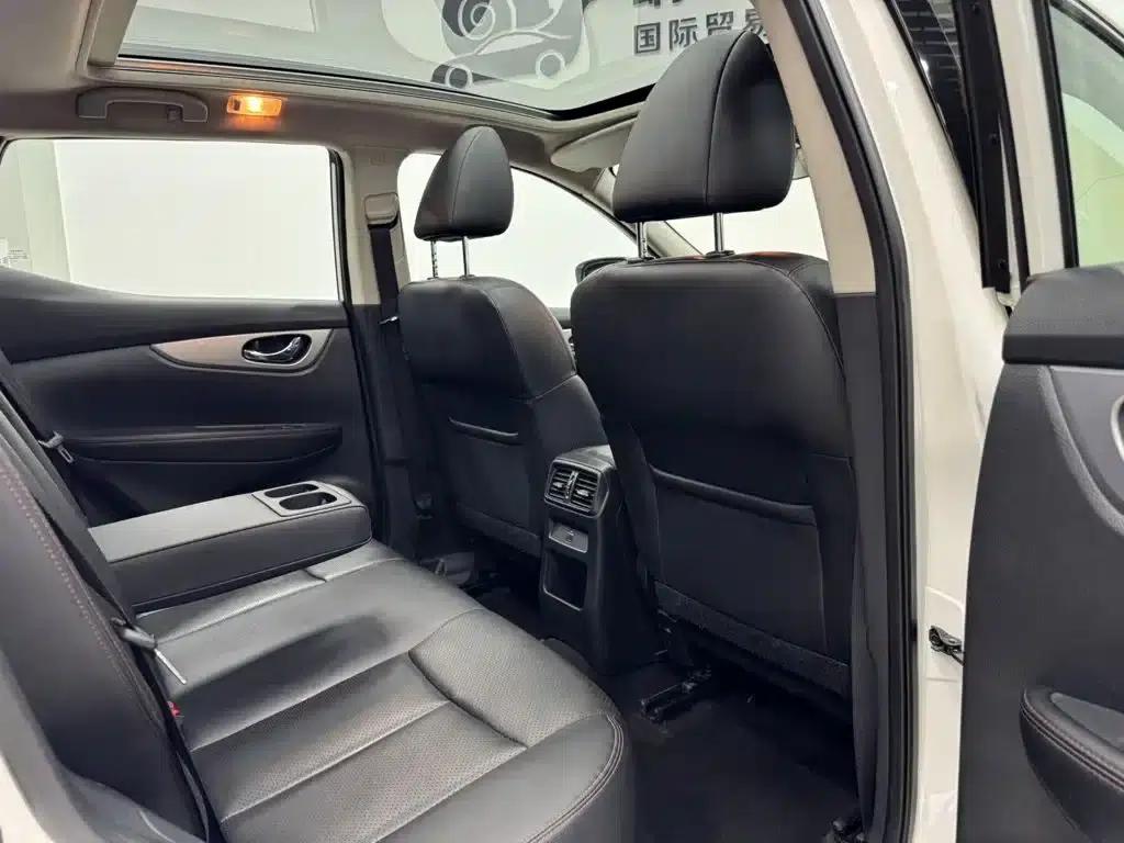 Nissan Qashqai 2022 2.0L CVT XV Prem.Pro Luxury Navigation Edition — миниатюра 8