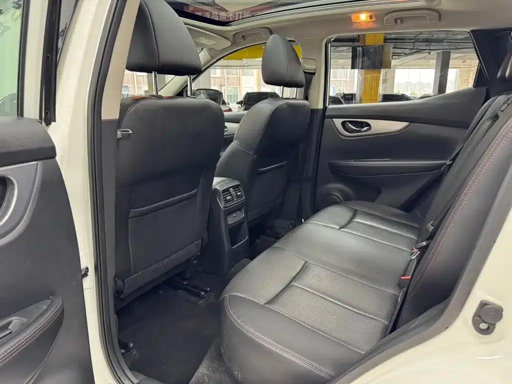 Nissan Qashqai 2022 2.0L CVT XV Prem.Pro Luxury Navigation Edition — миниатюра 10