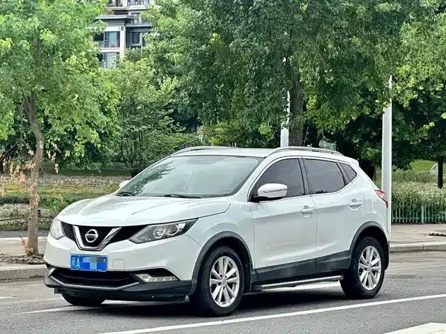 Nissan Qashqai 2016 2.0L CVT Elite Edition