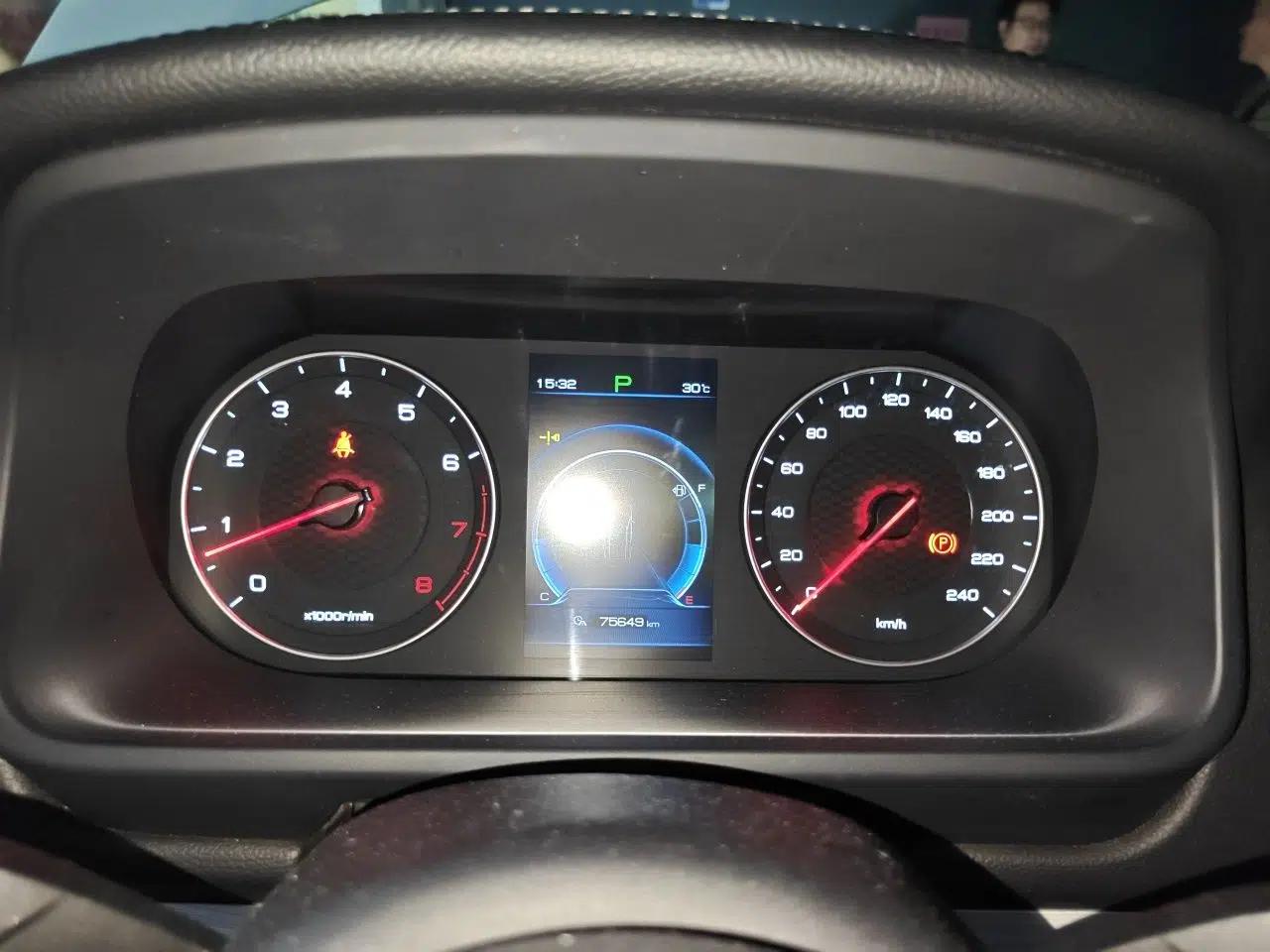 BYD Tang 2019 2.0T Automatic SmartConnect Prestige 7-Seater China VI Standard — миниатюра 11